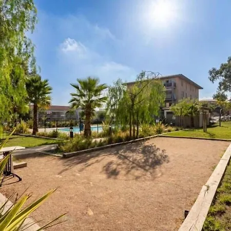 T3 Climatise Avec Wi-fi En Rez-de-jardin - - Fr-1-816-35 *